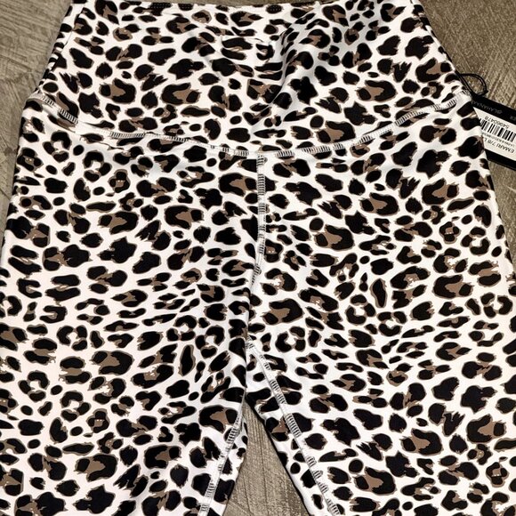 Lahana Active Womens Emari 7/8 Leggings Medium Leopard Print Athleisure New With - Picture 2 of 3